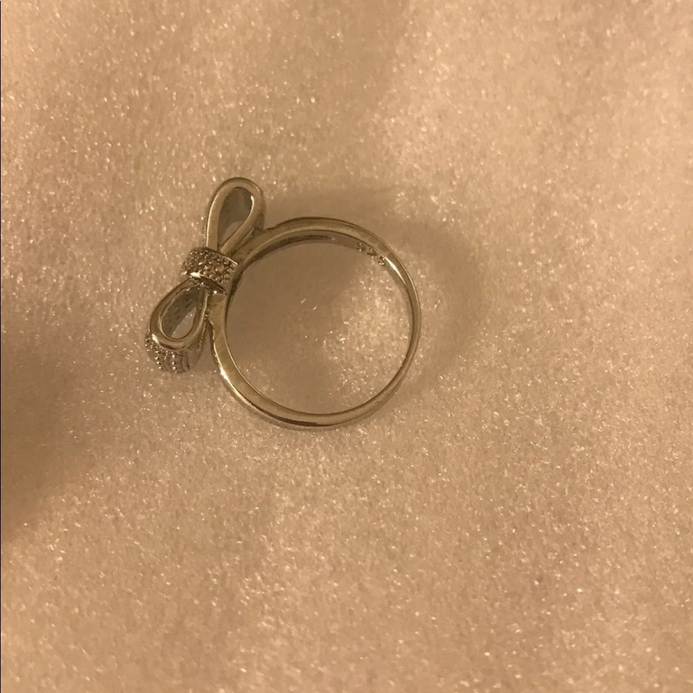 white sapphire Bow sterling silver ring - size-6.5 . - Picture 8 of 9